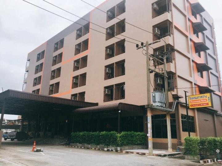Pasawang Hotel Хатъяй Экстерьер фото